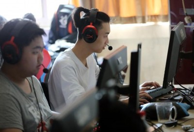 职业电竞之路 信息科技视角下的跨界挑战